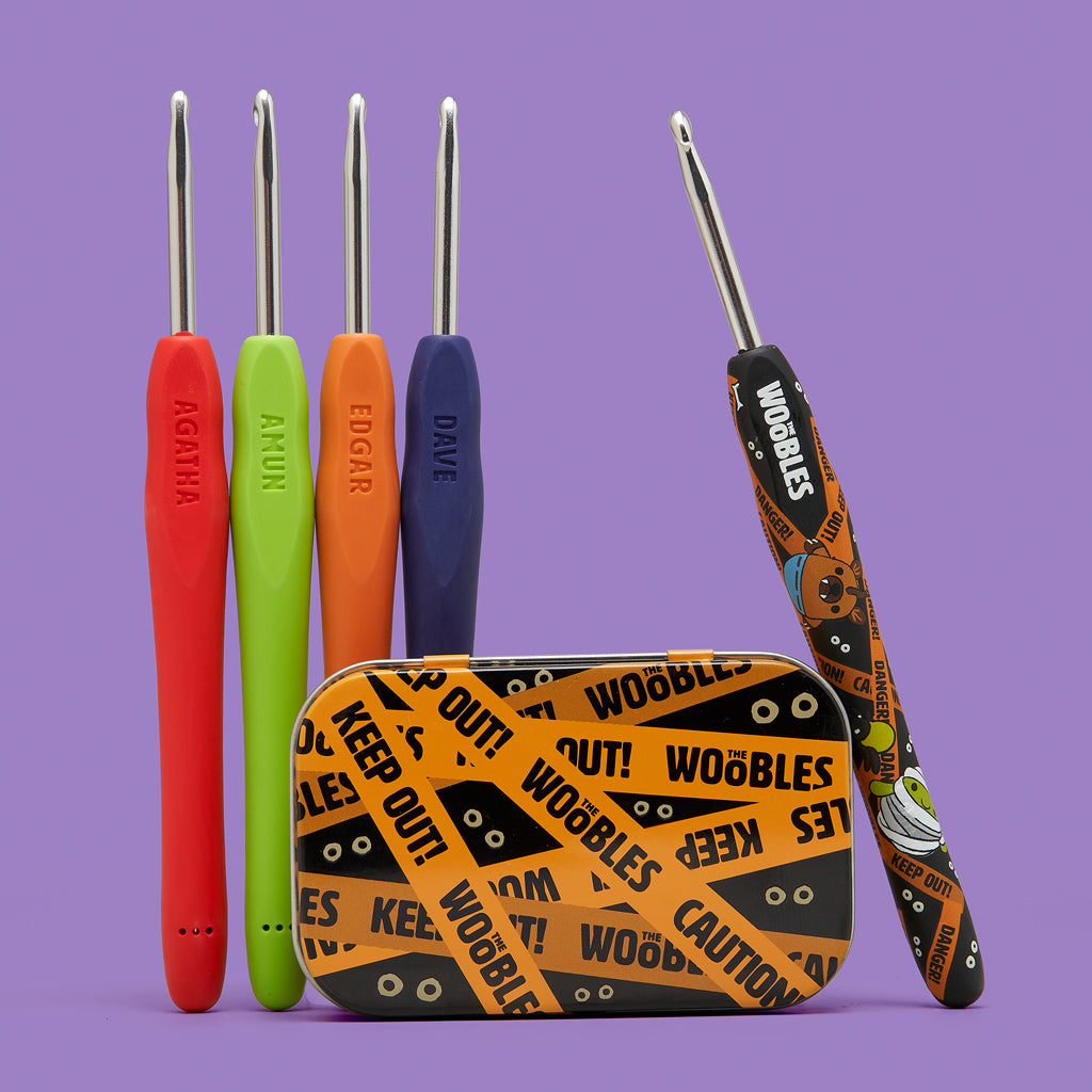 Boîte de maison hantée étrangement woobly